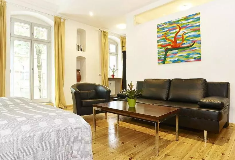 هتل Stadt Schall & Rauch