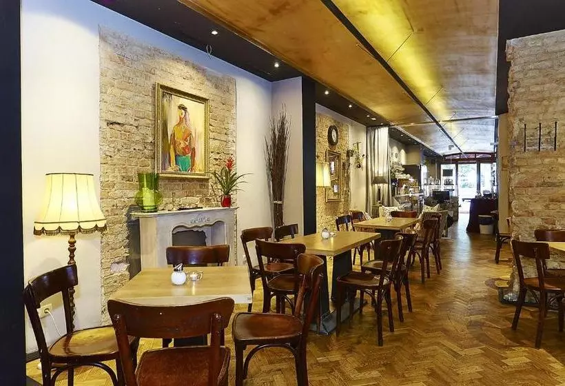 هتل Stadt Schall & Rauch