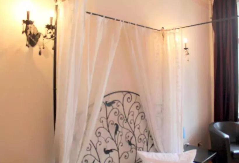 هتل Stadt Schall & Rauch