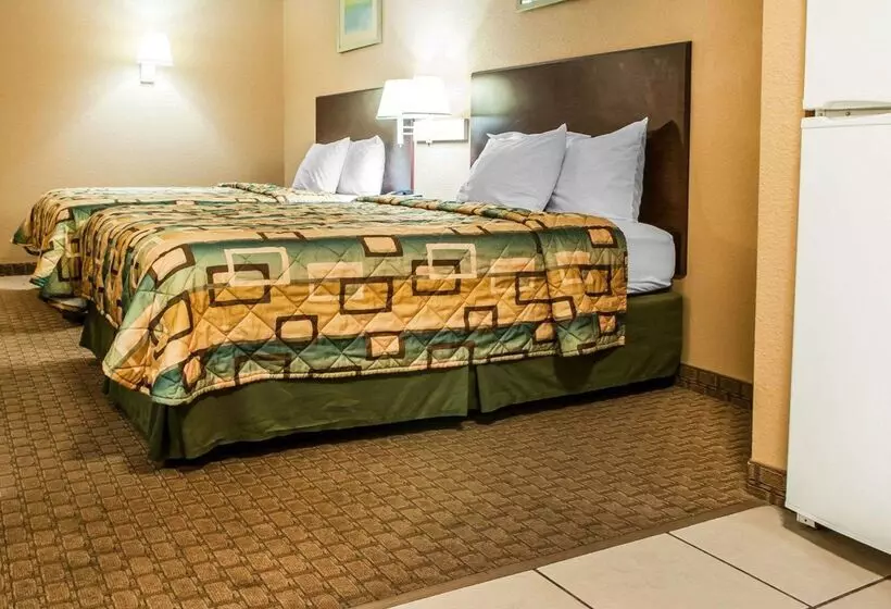 בית מלון כפרי Suburban Studios Alamogordo