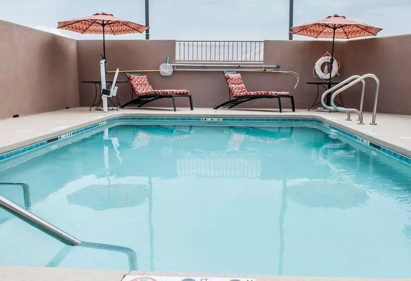 בית מלון כפרי Suburban Studios Alamogordo