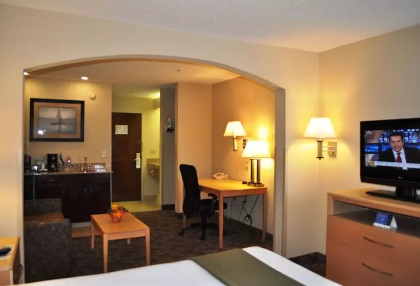Surestay Plus Hotel By Best Western Roanoke Rapids I 95