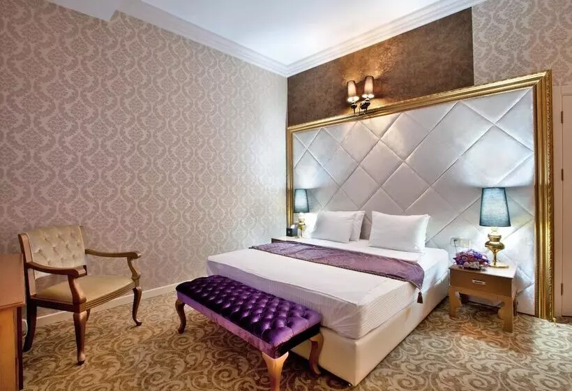 هتل Teatro Boutique