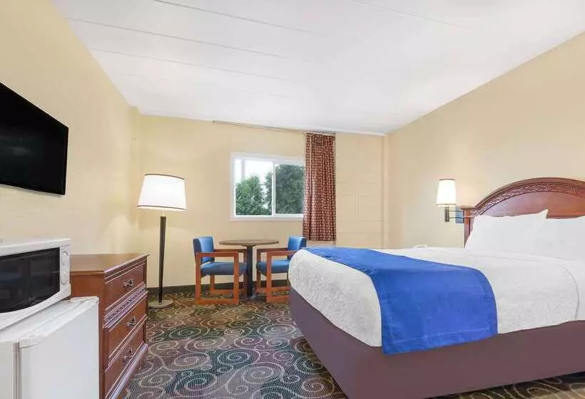 בית מלון כפרי Travelodge By Wyndham Lima Oh