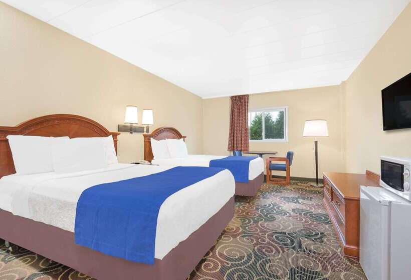 בית מלון כפרי Travelodge By Wyndham Lima Oh