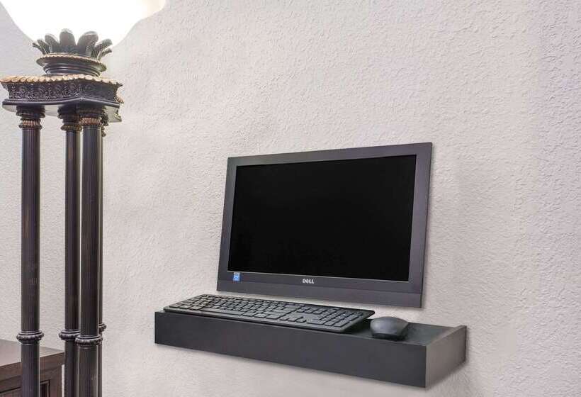 בית מלון כפרי Travelodge By Wyndham Lima Oh