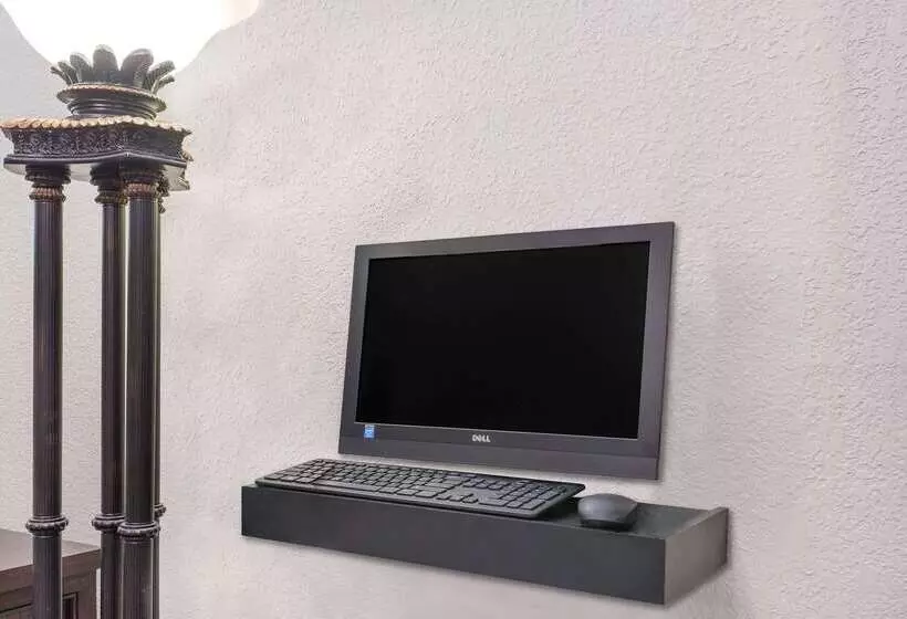 בית מלון כפרי Travelodge By Wyndham Lima Oh