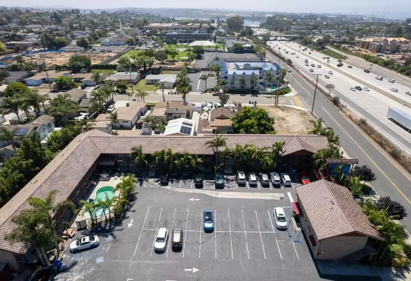 Motel 6 Carlsbad, Ca North