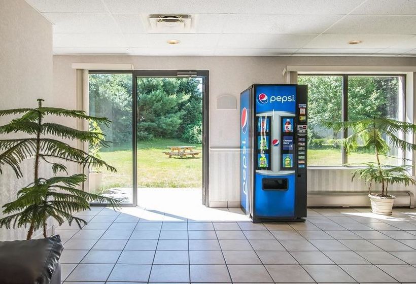 מוטל Quality Inn Binghamton West