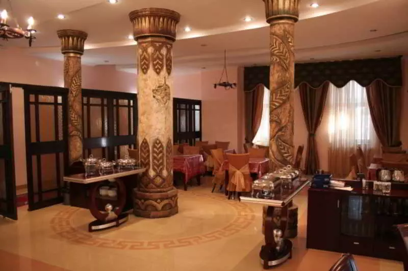 Parasat Hotel & Residence