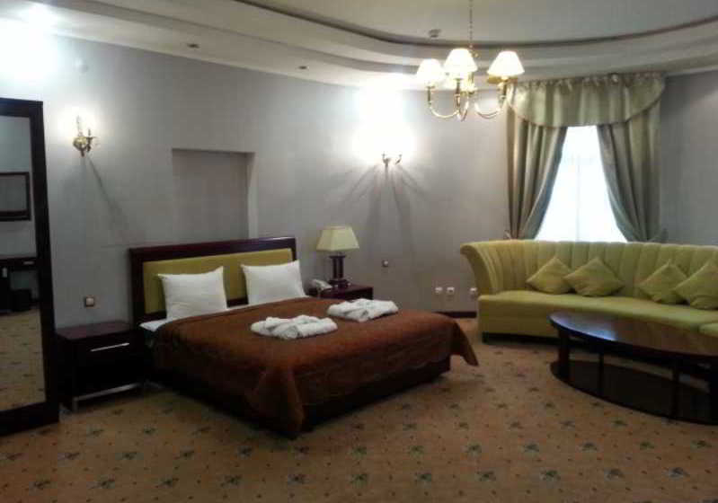 Parasat Hotel & Residence