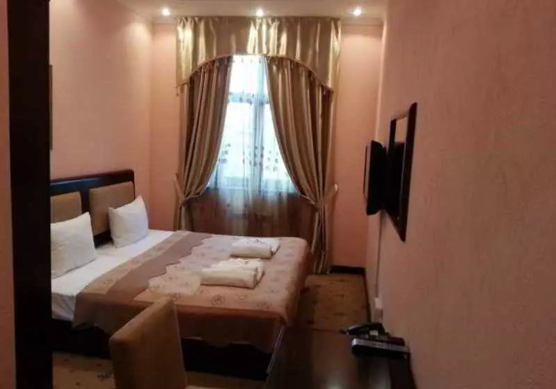 Parasat Hotel & Residence