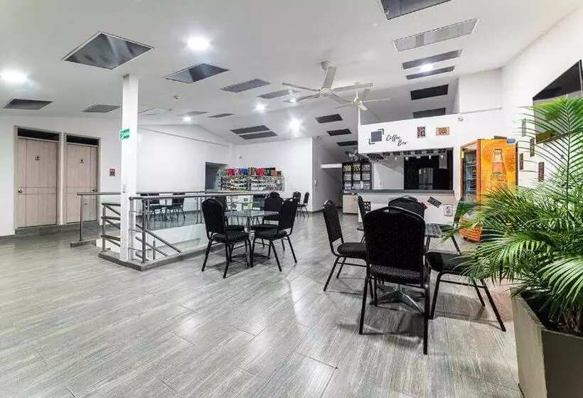 Diagonal Hotel Chipichape