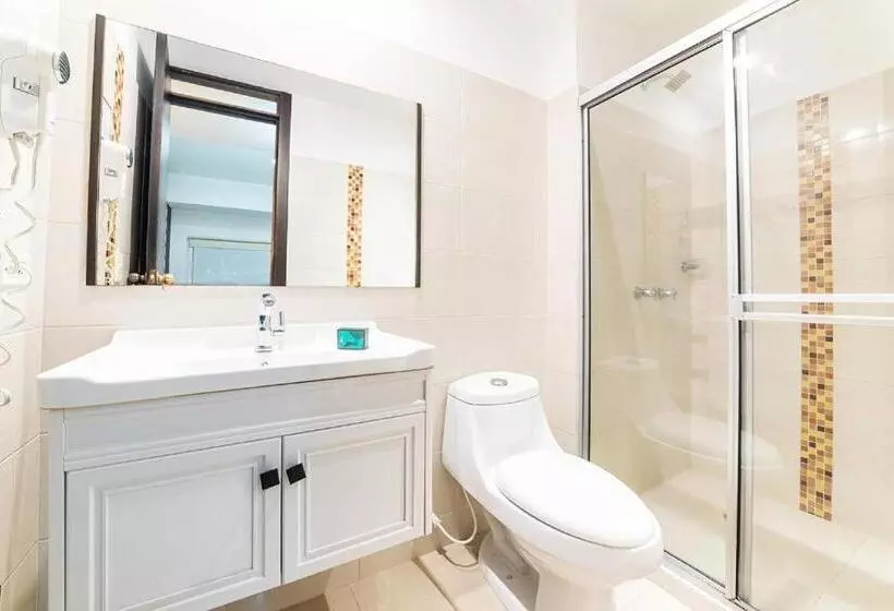 Diagonal Hotel Chipichape