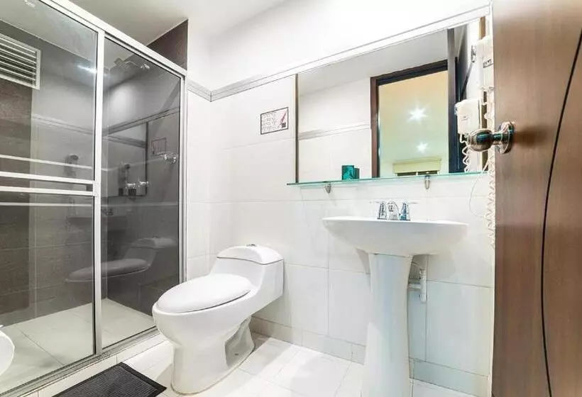 Diagonal Hotel Chipichape