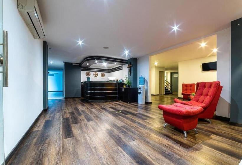 Diagonal Hotel Chipichape