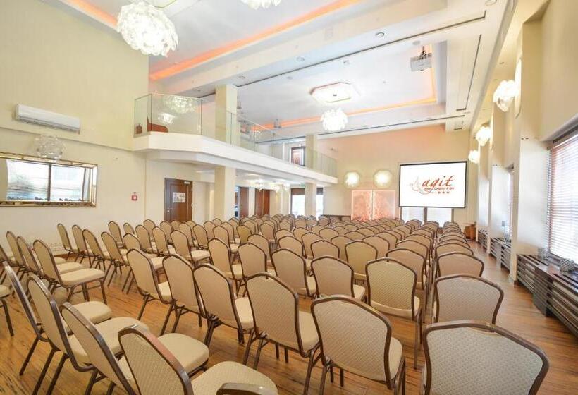 בית מלון כפרי Agit Congress&spa