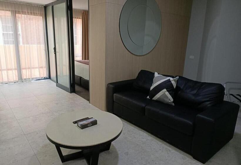 Hotel Boulevard On Beaumont