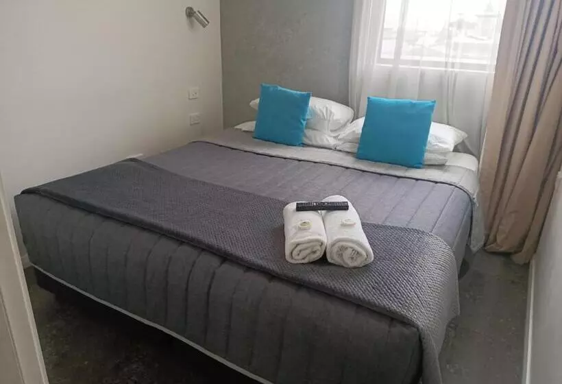 ホテル Boulevard On Beaumont