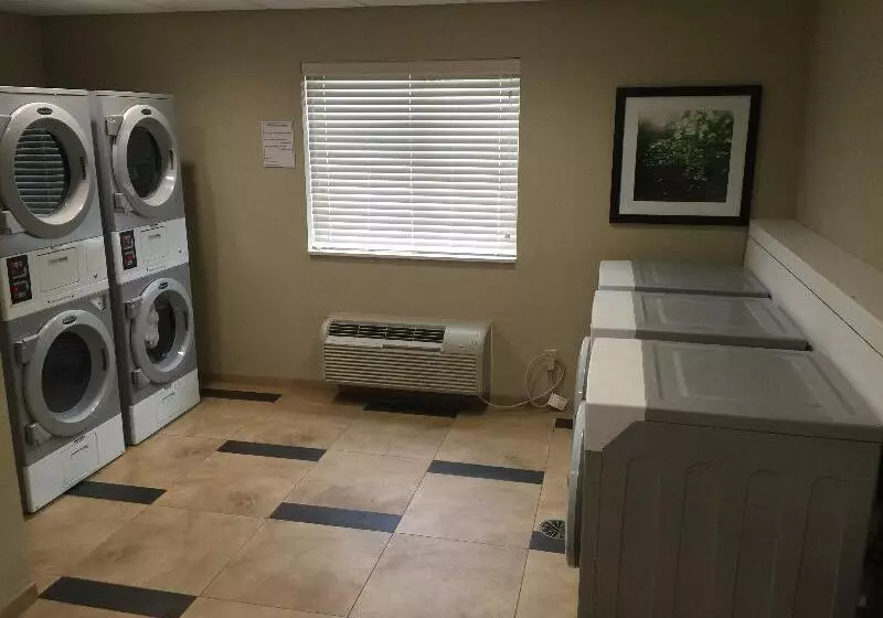 酒店 Candlewood Suites Woodward, An Ihg