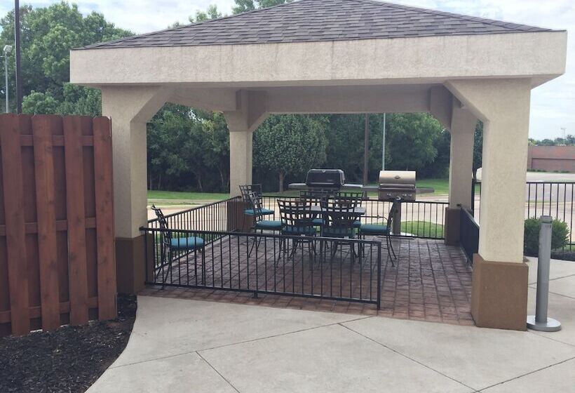 فندق Candlewood Suites Woodward, An Ihg