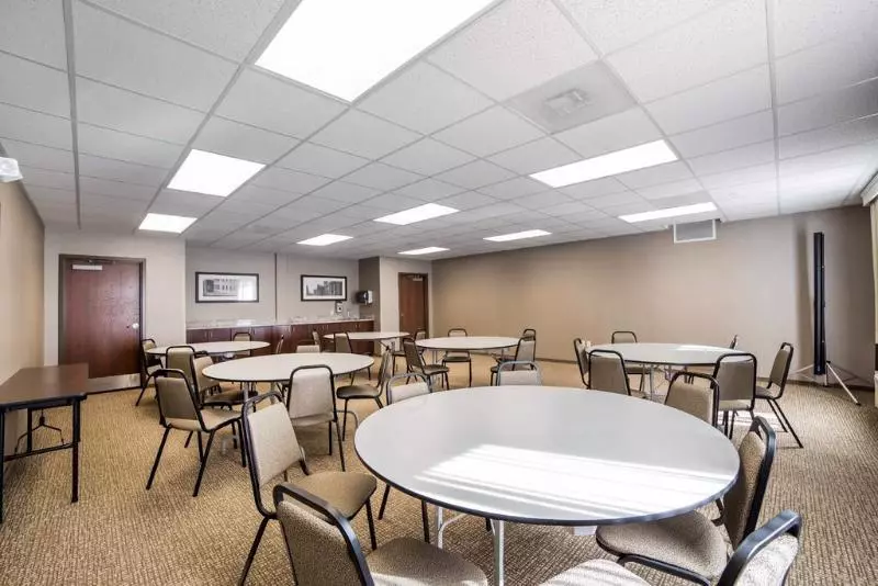 ホテル Comfort Inn & Suites