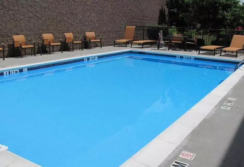ホテル Courtyard Danville