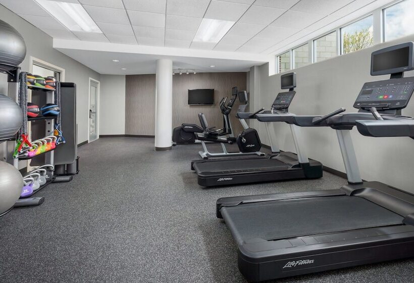 Otel Courtyard Keene Downtown