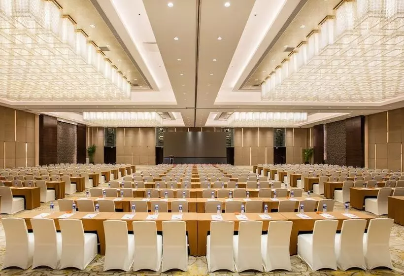 Отель Crowne Plaza Nanjing Jiangning, An Ihg