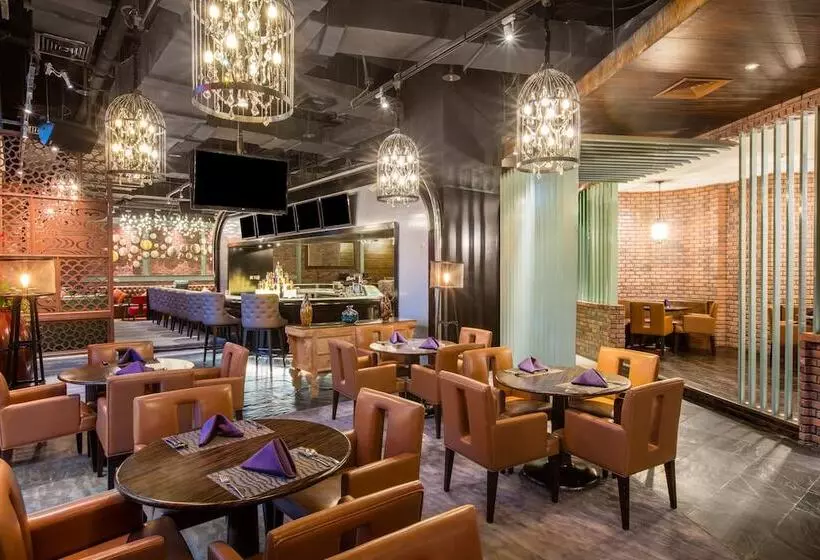 Отель Crowne Plaza Nanjing Jiangning, An Ihg