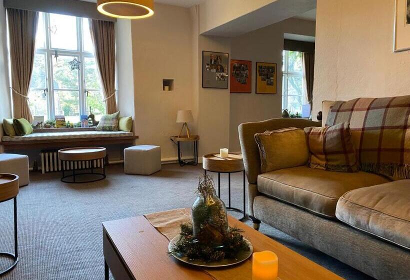 Отель Dartington Hall