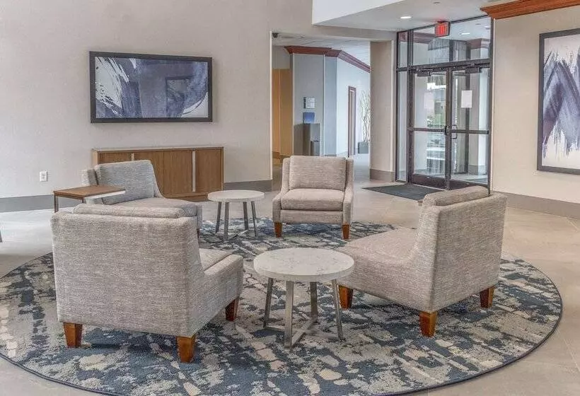 Отель Doubletree By Hilton New Bern Riverfront