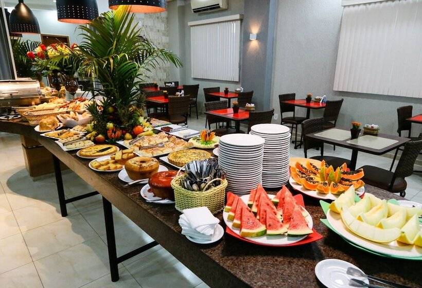 Отель Larison Hotéis Economy