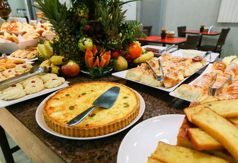 Отель Larison Hotéis Economy