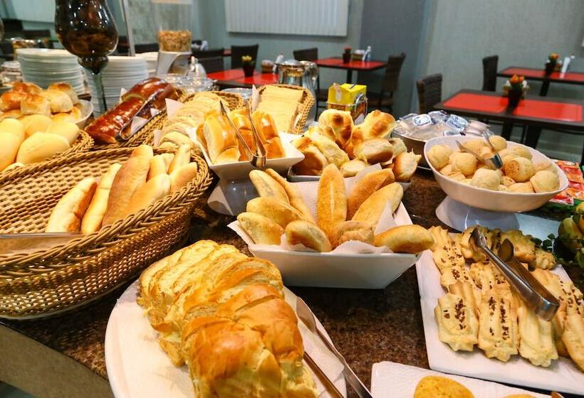 Отель Larison Hotéis Economy