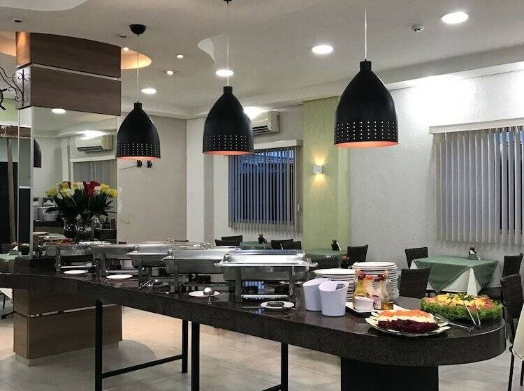 Отель Larison Hotéis Economy