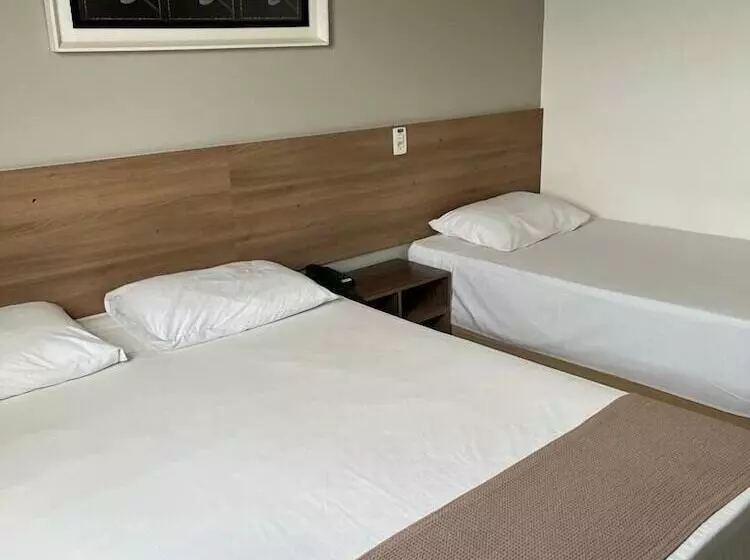 ホテル Larison Hotéis Economy