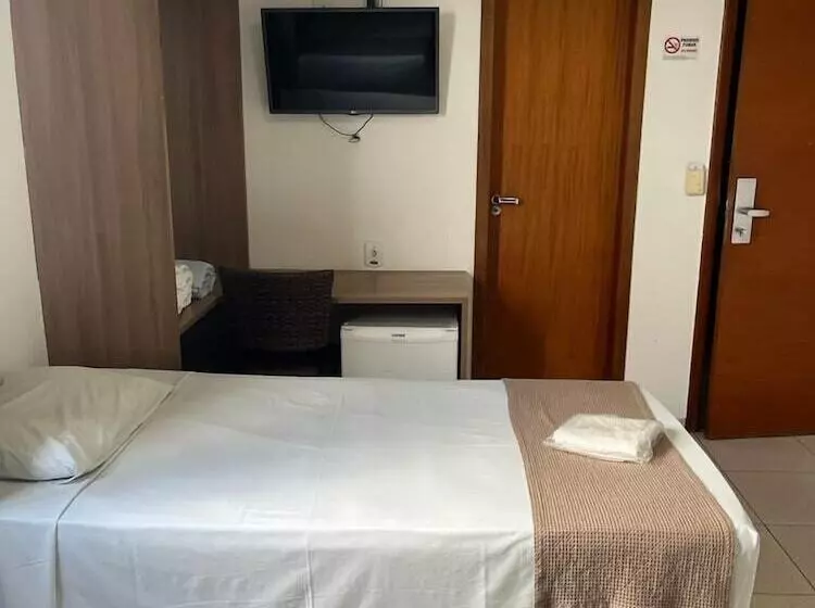 ホテル Larison Hotéis Economy