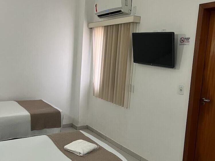 Отель Larison Hotéis Economy