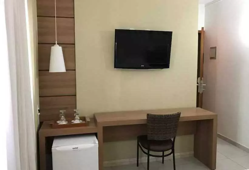 ホテル Larison Hotéis Economy