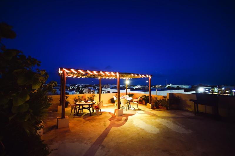 فندق Encanto Riviera Condo