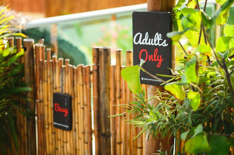 فندق Encanto Riviera Condo