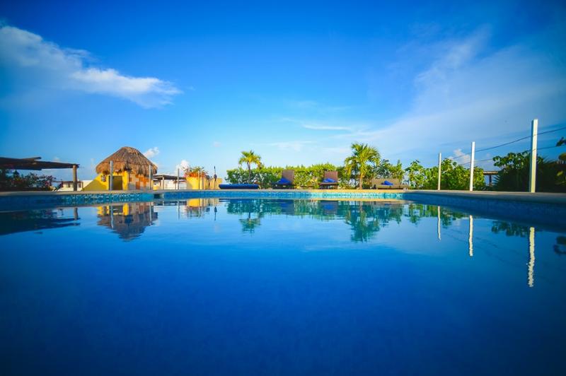 فندق Encanto Riviera Condo