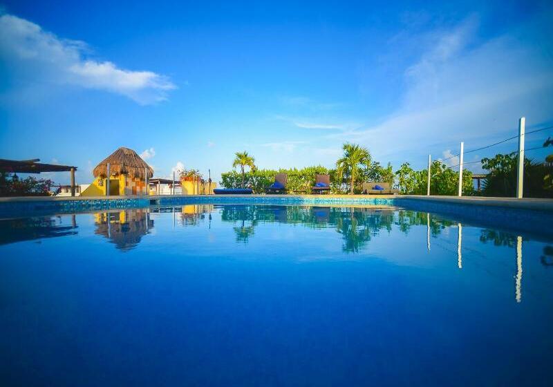 فندق Encanto Riviera Condo