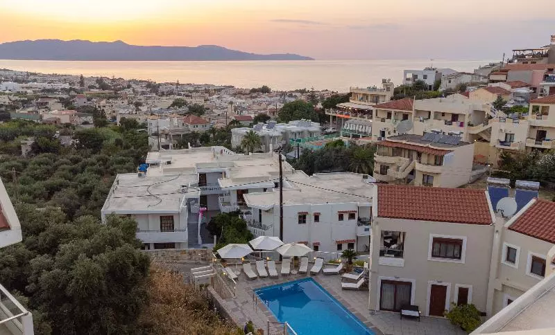 Otel Esthisis Suites Chania