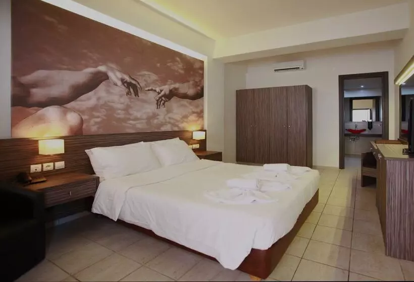 Eurohotel Katrin Suites