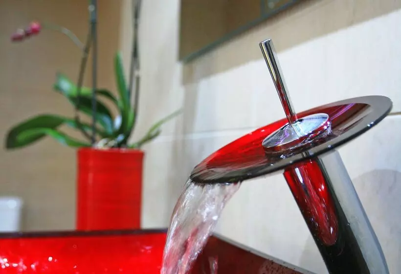 Eurohotel Katrin Suites