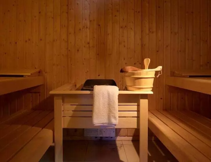 Eurohotel Katrin Suites