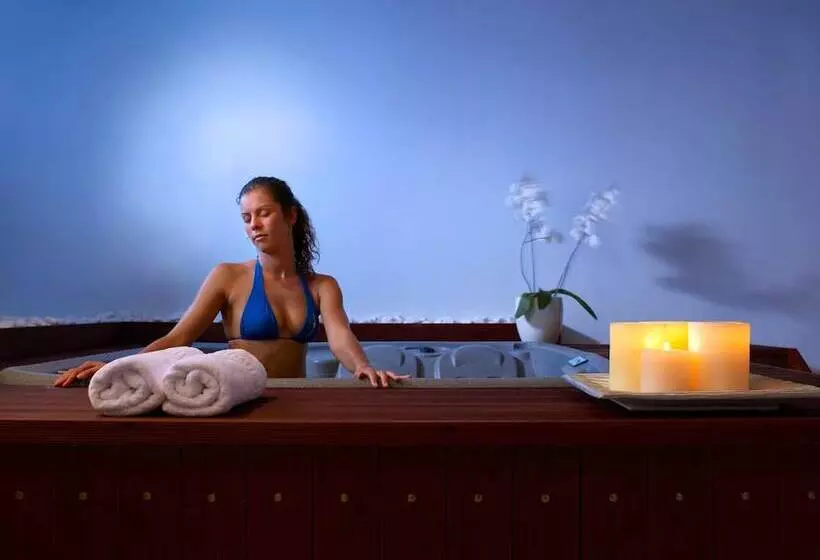 Eurohotel Katrin Suites