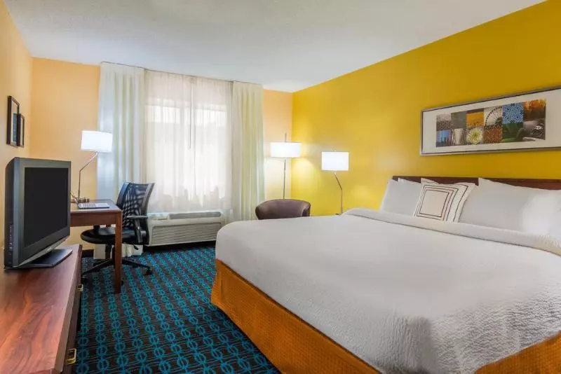 ホテル Fairfield Inn Albany University Area